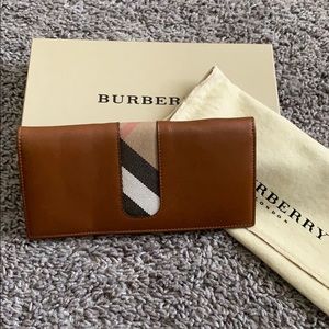 Burberry Tan Continental Wallet